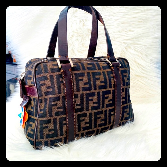 Auth Fendi ❤️ - Picture 6 of 12